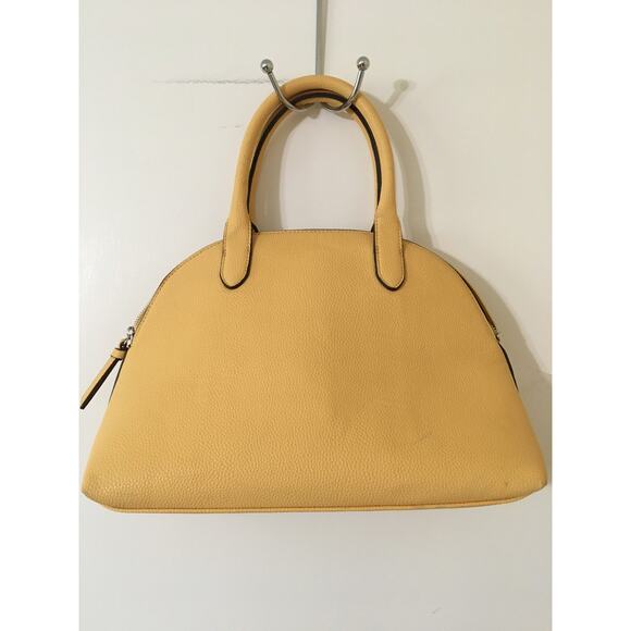 Tahari Yellow Handbag, Purse With Pockets, Outer Zip, Inside Zip & 2 Slip - Picture 4 of 9